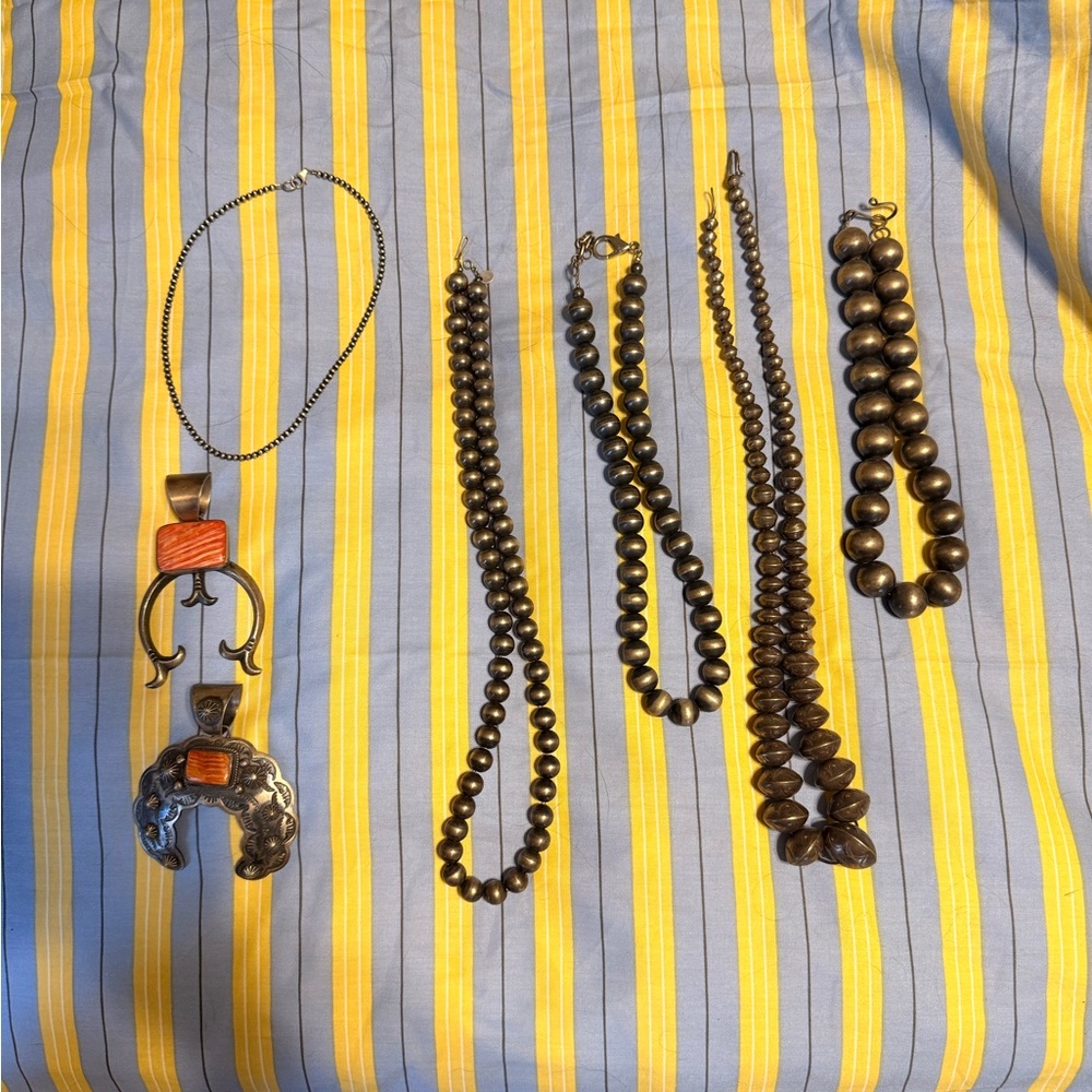Purging Authentic Turquoise & Native made Jewelry - Picture 5 of 10